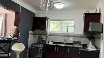 Fridge, microwave, oven, coffee/tea maker