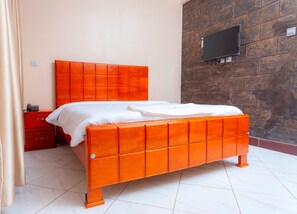 Chambre Standard double | Literie de qualité, lit avec matelas en mousse à mémoire, décor unique