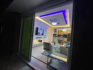 تناول الطعام