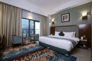 In-room safe, individually furnished, desk, iron/ironing board - The Seven Hotel (Manama)