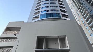 Mặt tiền nơi lưu trú