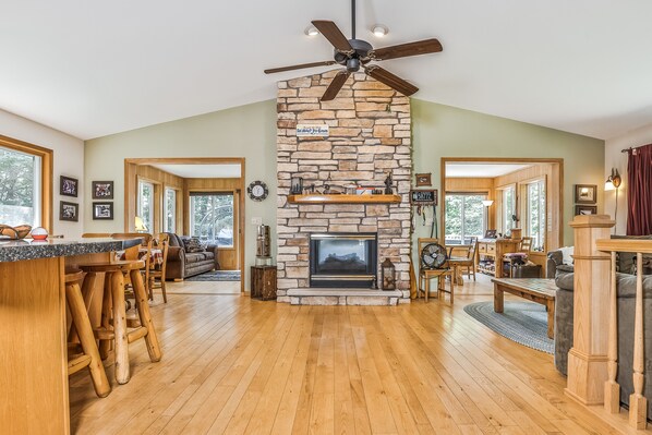 TV, fireplace, DVD player, table tennis