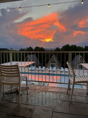 Outdoor pool, a heated pool - In the Tree's Studio @ Skylaranna Resort (Hendersonville)