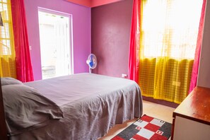3 Schlafzimmer, Bügeleisen/Bügelbrett, kostenloses WLAN, Bettwäsche