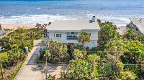Carpe Beachiem Home, Ocean Views & Dual Decks