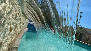 Una piscina riscaldata
