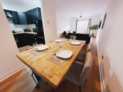 Best Location in Belfast! Free Parking-Luxury Accommodation