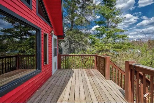 Snoway Chalet•EV Charger•Walk to Main St