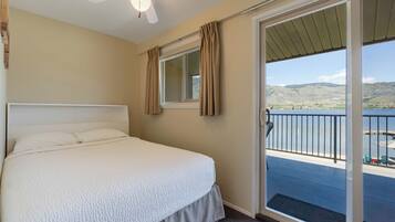 ห้องสแตนดาร์ดสตูดิโอสวีท, หลายเตียง, ปลอดบุหรี่, วิวทะเลสาบ | 1 ห้องนอน, ห้องพักตกแต่งอย่างมีเอกลักษณ์, ตกแต่งพิเศษโดยเฉพาะ