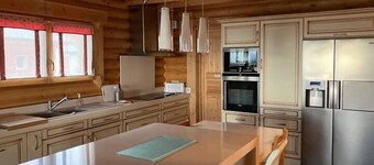 St Bernard - Superb family chalet