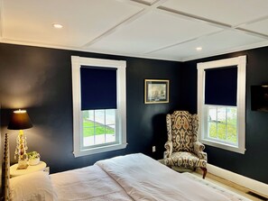 5 bedrooms, Egyptian cotton sheets, desk, iron/ironing board