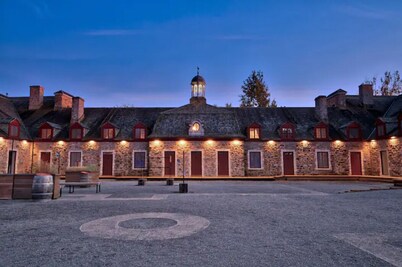 Riders' House, Jacuzzi & Stables