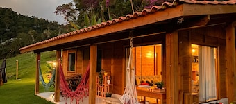 Mountain house with a view of the waterfall, in the Caravaggio Circuit! Santa Teresa-ES.