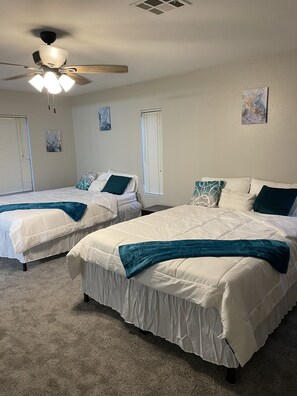 4 bedrooms, desk, iron/ironing board, WiFi