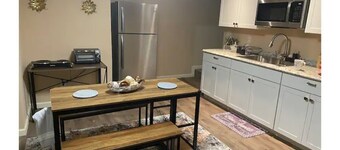 Private 2 bedroom basement apt w/ separate entry
