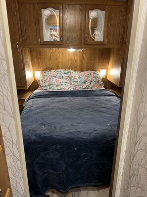 1 室のベッドルーム、WiFi、ベッドシーツ
