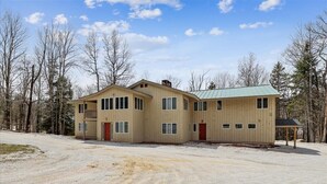 House, Multiple Beds (Top Star Retreat) | Exterior - Top Star Retreat (Killington)
