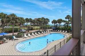 Pool - Beautiful villa with easy beach access (Destin)
