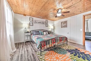 3 chambres, fer et planche à repasser, accès à Internet, literie fournie