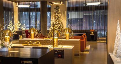 Holman Riverfront Park Hotel Salem, Tapestry by Hilton