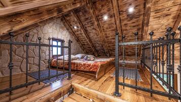 5 slaapkamers, een strijkplank/strijkijzer, wifi, beddengoed