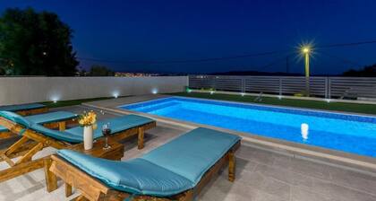 Luxury Villa La nonna Ana - entertainment,fitness,pool,sea view