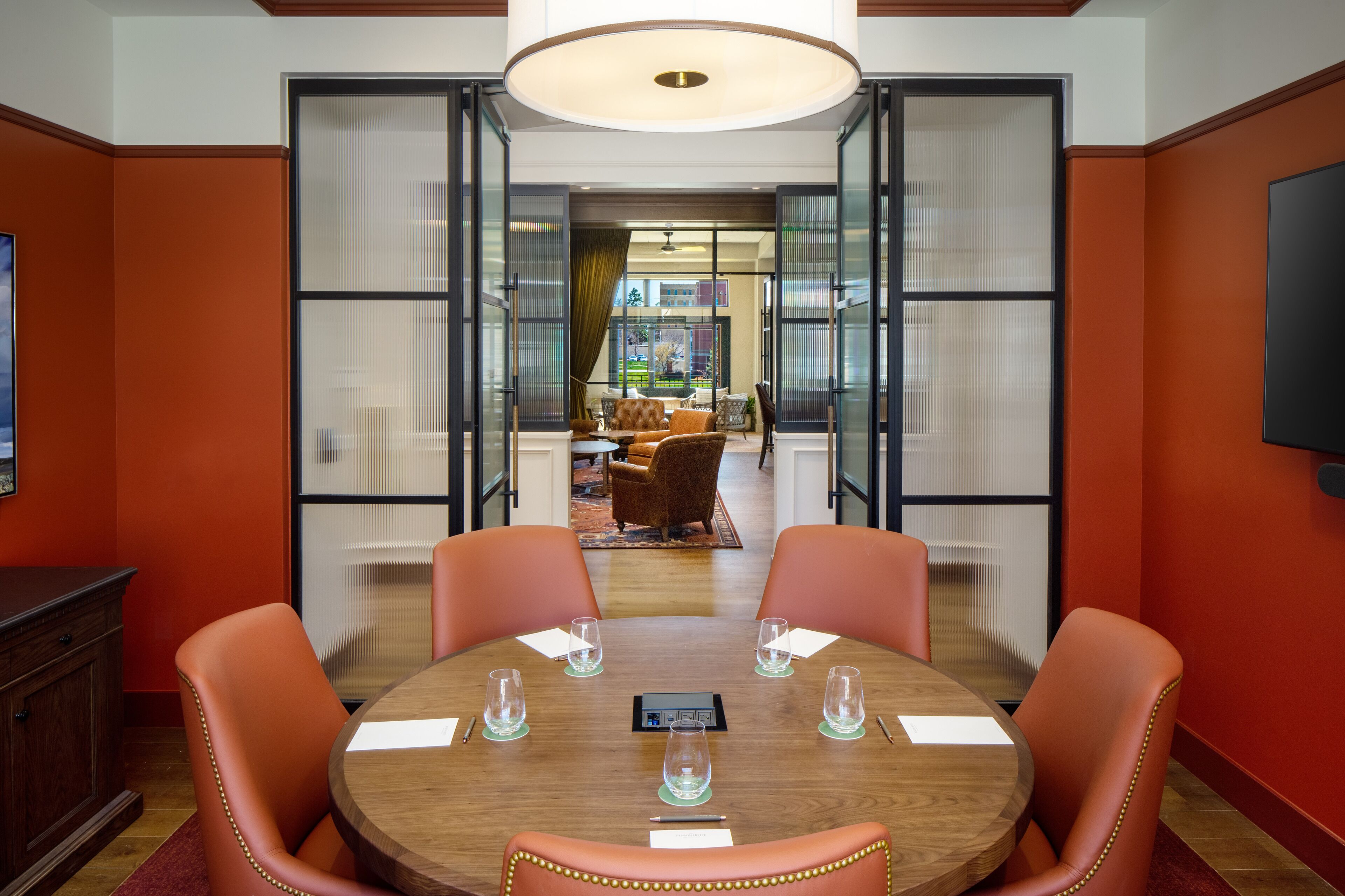 Meeting facility
