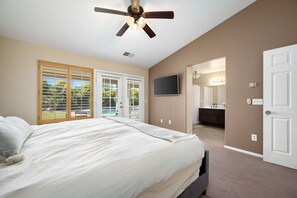 4 soverom, strykejern/-brett, wi-fi (inkludert) og sengetøy