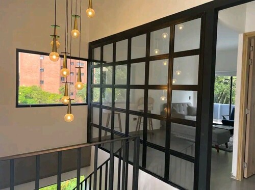 2 Floor PH in Provenza, Poblado - 4BR / 4Bath