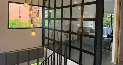 2 Floor PH in Provenza, Poblado - 4BR / 4Bath