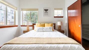 2 bedrooms, desk, iron/ironing board, free WiFi