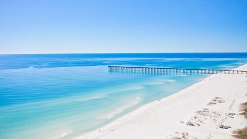 Private Pensacola Beach Getaway Near UWF & Uptown!