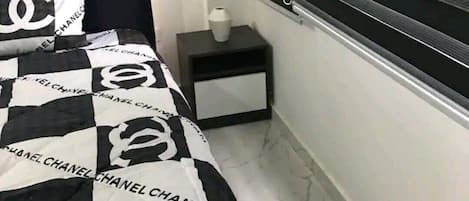 1 camera, ferro/asse da stiro, Wi-Fi (a pagamento), lenzuola