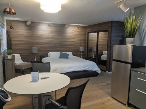 Private Studio in Wine Country