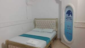 Ảnh chưa phân loại, 5 trong số 12 ảnh, nút
