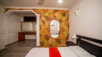 Habitación básica | Wifi gratis y ropa de cama