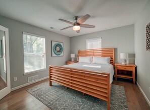 3 chambres, bureau, fer et planche à repasser, Wi-Fi gratuit