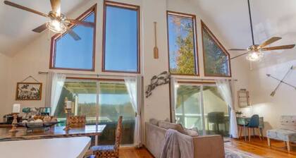 ‘Bout Time Vacation - Pet Friendly - Amazing Hot Jacuzzi and Spa Room - Elegant