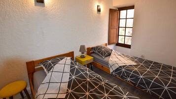 2 chambres, draps fournis