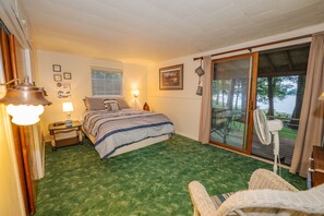 3 bedrooms, WiFi, bed sheets - Lake House-Beach-Kayaks-Lake View (Twin Lake)
