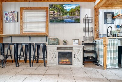 Tiny home by the Frio River - River Rock Cabin #4