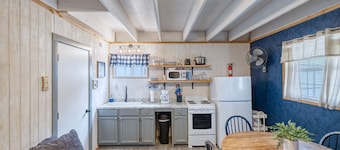 Cabins by the Frio River - River Rock Cabin #5