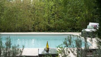 Piscine extérieure, piscine chauffée