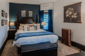 2 室のベッドルーム、デスク、アイロン / アイロン台、WiFi (無料)