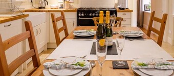 Kirk Wynd Cottage - Traditionally Charming