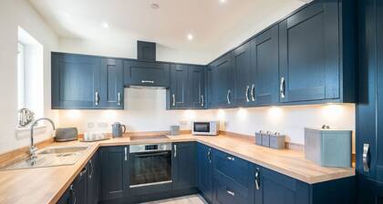South Esk 7 - Modern 3 bed Apartment