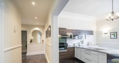 Cordis Apartment - A Trendsetter s Residence