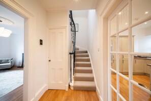 House | 3 bedrooms - Regal Residence - Metropolitan Luxury (Dundee)