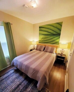 2 bedrooms, WiFi - *HAPPY HOME* 7-MIN TO FALLS #1 (Niagara Falls)