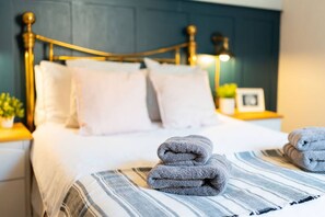 Apartment | 2 bedrooms - Heritage Quarter - 2 Minutes From Centre (Dunfermline)